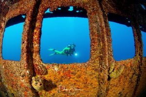 "A room with a view", Fang Ming wreck, La Paz, Mexico. Mo... by Filip Staes 